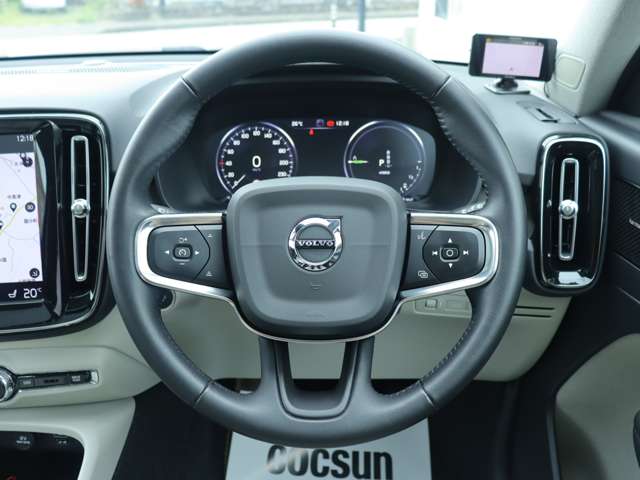 ボルボ ＸＣ４０ リチャージ　プラグインハイブリッド　Ｔ５　インスクリプション R2年 (関東) 99