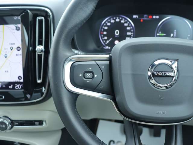 ボルボ ＸＣ４０ リチャージ　プラグインハイブリッド　Ｔ５　インスクリプション R2年 (関東) 99