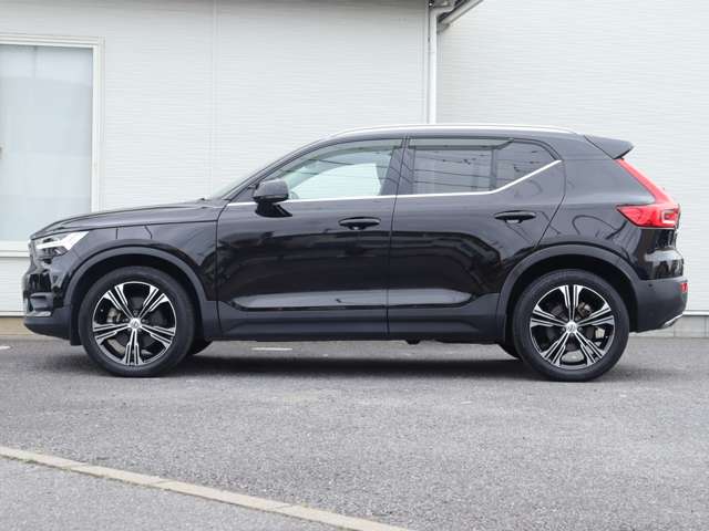 ボルボ ＸＣ４０ Ｔ４ ＡＷＤ インスクリプション ４ＷＤ H30年 (関東) 99