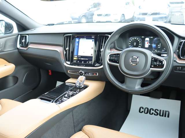 ボルボ Ｖ６０ リチャージ プラグイン ハイブリッド Ｔ６ ＡＷＤ インスクリプション R3年 (関東) 99
