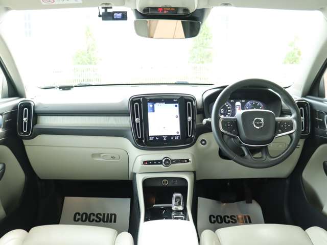 ボルボ ＸＣ４０ Ｔ４ ＡＷＤ インスクリプション ４ＷＤ H30年 (関東) 99
