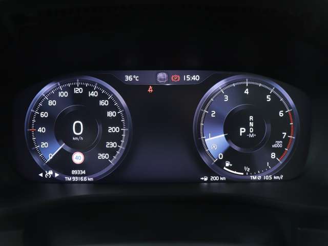 ボルボ ＸＣ４０ Ｔ４ ＡＷＤ インスクリプション ４ＷＤ H30年 (関東) 99