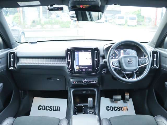 ボルボ ＸＣ４０ Ｔ４ ＡＷＤ Ｒデザイン ４ＷＤ R1年 (関東) 99