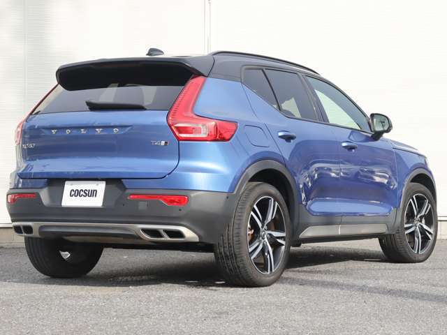 ボルボ ＸＣ４０ Ｔ４ ＡＷＤ Ｒデザイン ４ＷＤ R1年 (関東) 99