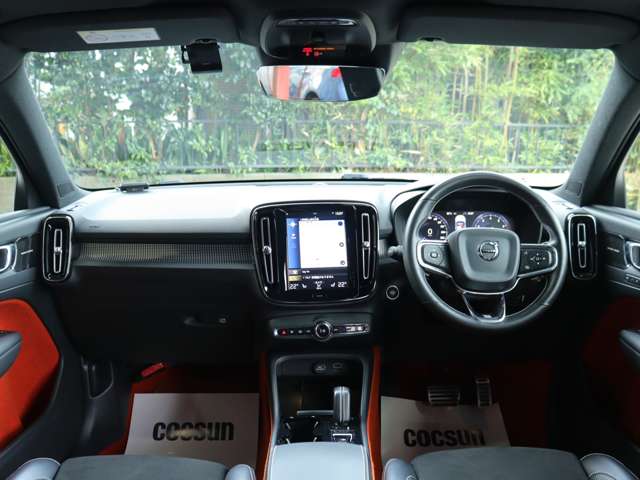 ボルボ ＸＣ４０ Ｔ５ ＡＷＤ Ｒデザイン ４ＷＤ H30年 (関東) 99