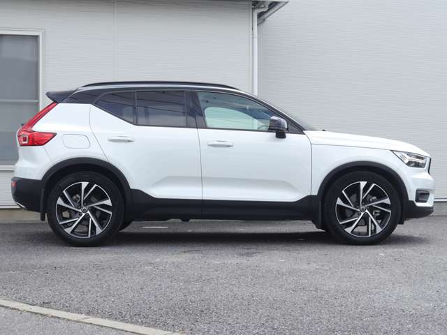 ボルボ ＸＣ４０ Ｔ５ ＡＷＤ Ｒデザイン ４ＷＤ H30年 (関東) 99