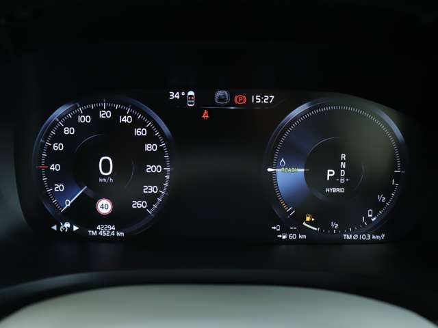 ボルボ Ｖ６０ リチャージ プラグイン ハイブリッド Ｔ６ ＡＷＤ インスクリプション R3年 (関東) 99