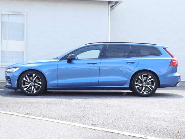 ボルボ Ｖ６０ Ｂ５　Ｒデザイン R3年 (関東) 99