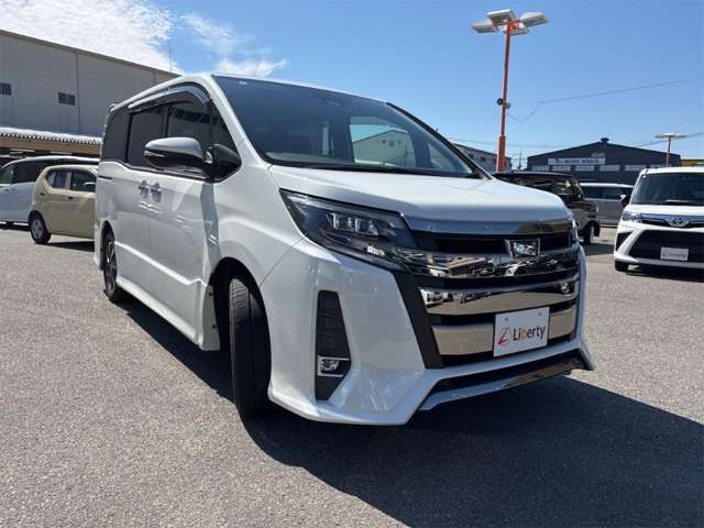 トヨタ ノア ２．０ ＳＩ ＷＸＢ H30年 (近畿) 99