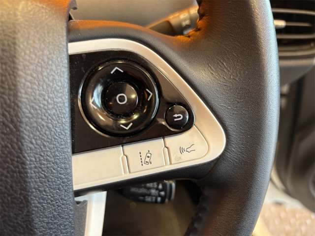 トヨタ プリウス １．８ Ｓ H28年 (近畿) 99
