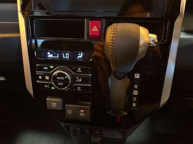 トヨタ ルーミー １．０ カスタム Ｇ－Ｔ R3年 (近畿) 99