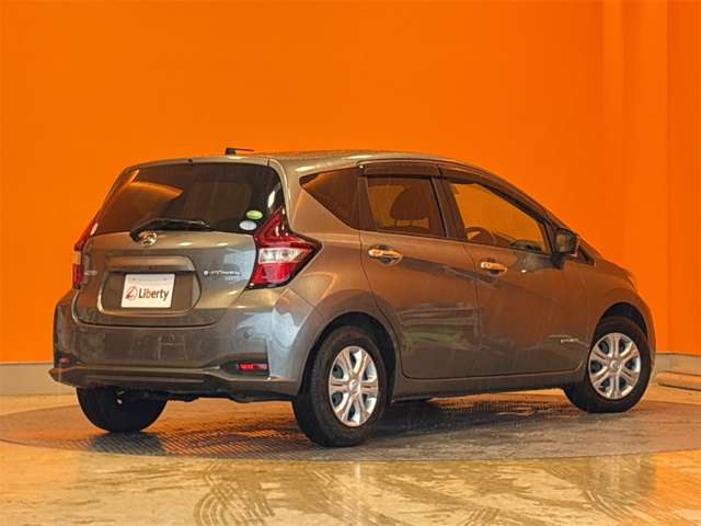 日産 ノート １．２ Ｅ－ＰＯＷＥＲ Ｘ H29年 (近畿) 99