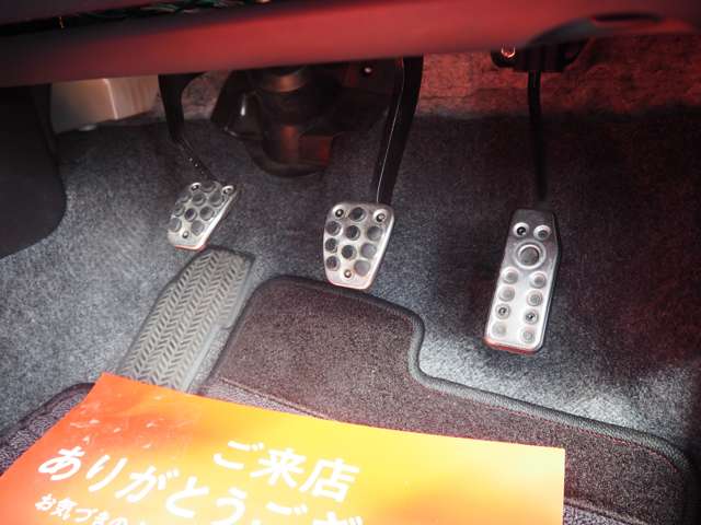 ホンダ フィット　ハイブリッド １．５ ＲＳ H25年 (甲信越・北陸) 99