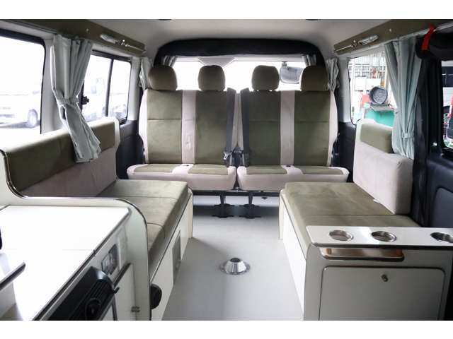 トヨタ ハイエースバン キャンピングカーカーインテリア高橋４ＷＤ H25年 (東北) 99