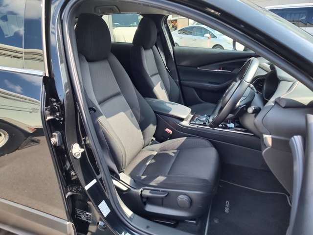 マツダ ＣＸ−３０ ２．０ ２０Ｓ ブラックトーンエディション ４ＷＤ R4年 (関東) 99