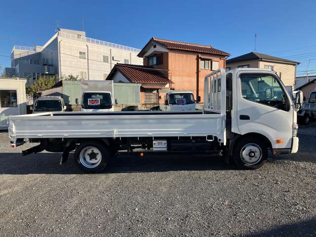 日野自動車 デュトロ ４．０ ワイド ロング 全低床 ディーゼルターボ R2年 (関東) 99
