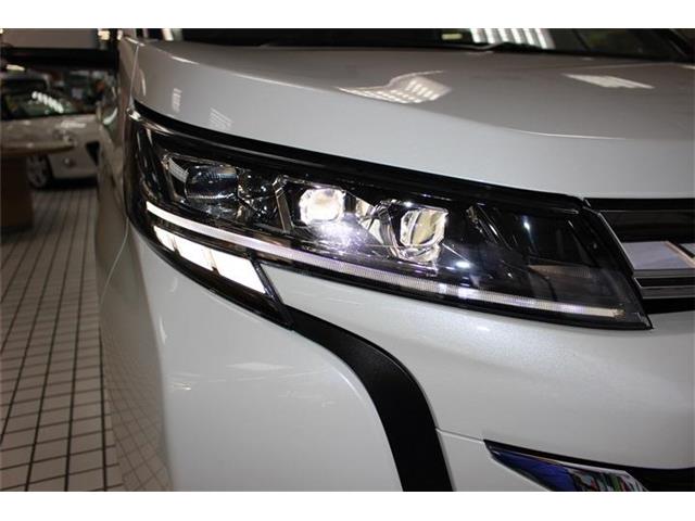 トヨタ ノア ２．０ Ｚ R6年 (関東) 99