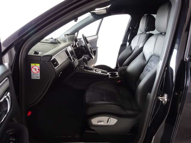 ポルシェ マカン ＧＴＳ ＰＤＫ ４ＷＤ H29年 (甲信越・北陸) 99