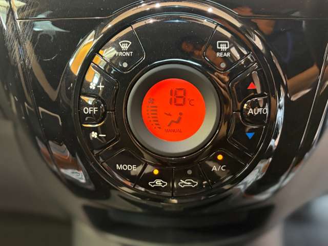 日産 ノート １．２ Ｘ ＤＩＧ－Ｓ H28年 (近畿) 99