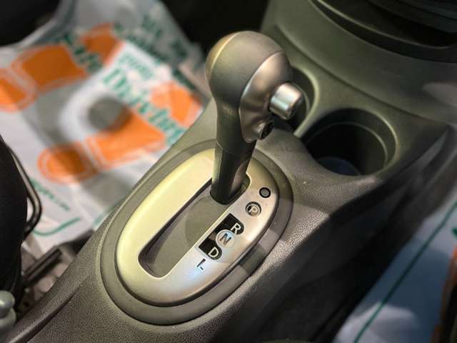 日産 ノート １．２ Ｘ ＤＩＧ－Ｓ H28年 (近畿) 99