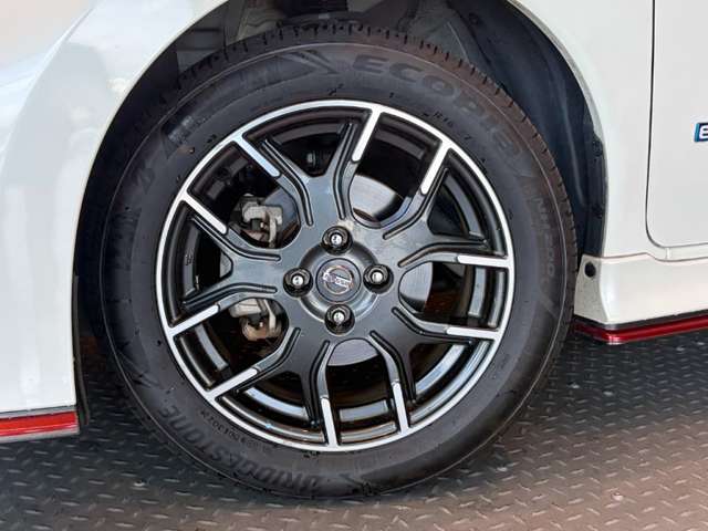 日産 ノート １．２ Ｅ－ＰＯＷＥＲ ＮＩＳＭＯ H30年 (近畿) 99
