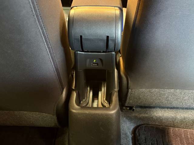 日産 ノート １．２ Ｅ－ＰＯＷＥＲ Ｘ H30年 (近畿) 99