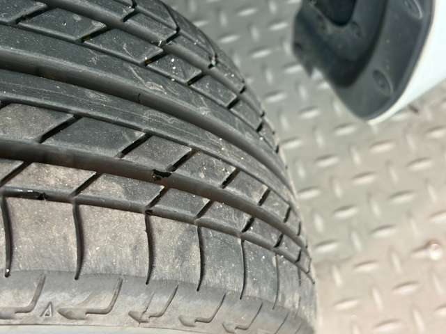 ホンダ フィット　ハイブリッド １．５ Ｅ：ＨＥＶ ホーム R4年 (近畿) 99