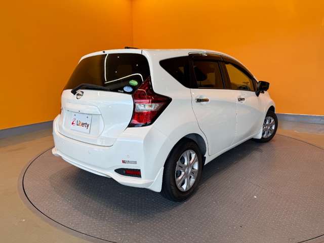 日産 ノート １．２ Ｘ H30年 (近畿) 99