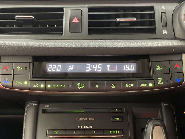 レクサス ＣＴ２００ｈ バージョンＣ H28年 (近畿) 99