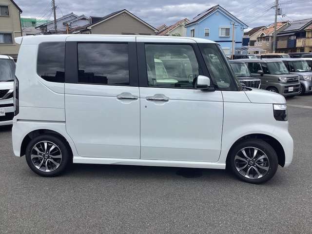 ホンダ Ｎ　ＢＯＸ カスタム ６６０ R8年 (近畿) 99