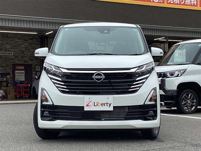 日産 デイズ ６６０ ハイウェイスターＸ R8年 (近畿) 99