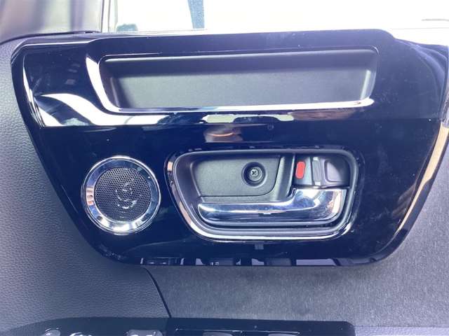 ホンダ Ｎ　ＢＯＸ カスタム ６６０ Ｌ ターボ R3年 (近畿) 99