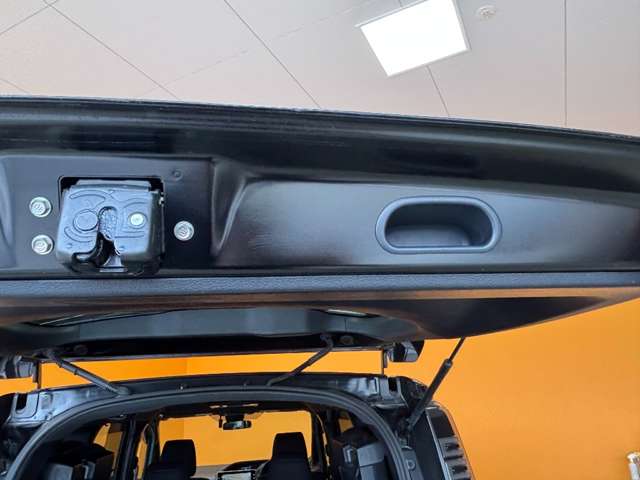 トヨタ ヴォクシー ２．０ ＺＳ H29年 (近畿) 99