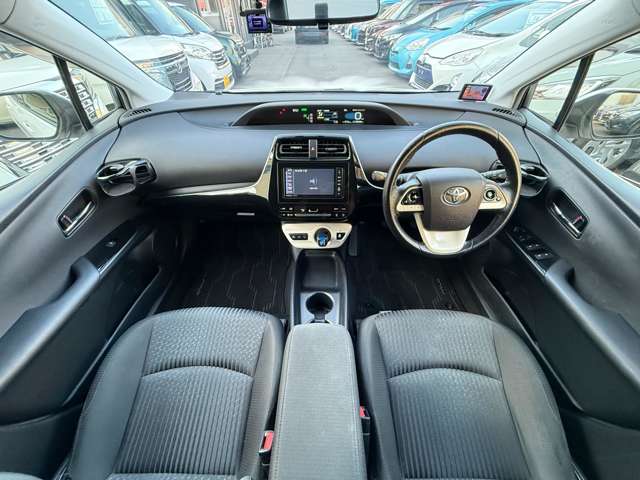 トヨタ プリウス １．８ Ｓ H28年 (近畿) 99