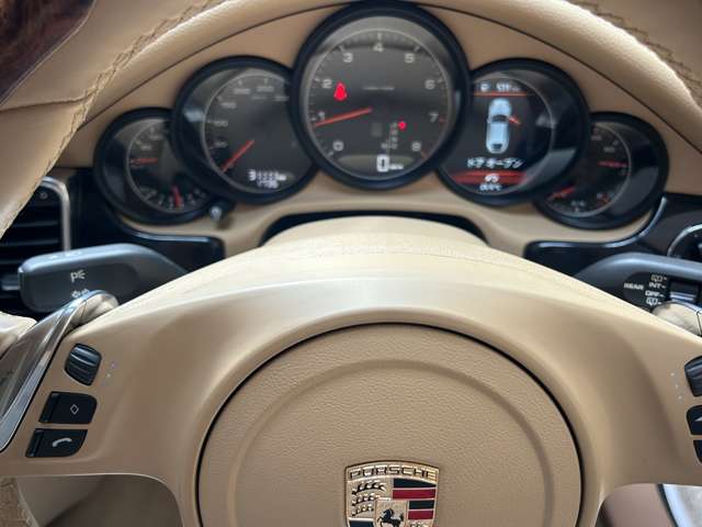 ポルシェ パナメーラ ４ ＰＤＫ ４ＷＤ H23年 (中国) 99
