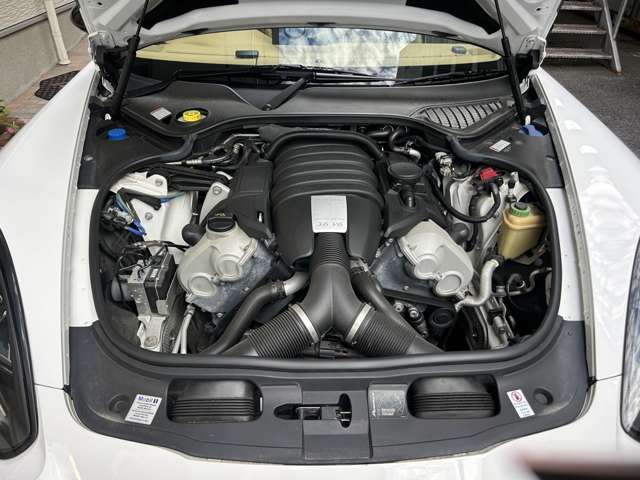 ポルシェ パナメーラ ４ ＰＤＫ ４ＷＤ H23年 (中国) 99