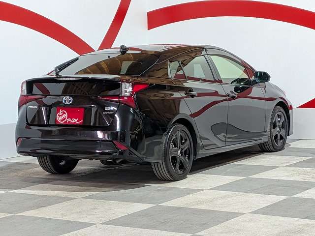 トヨタ プリウス １．８ Ａ ツーリングセレクション ブラックエディション Ｅ－ＦＯＵＲ ４ＷＤ R4年 (東北) 99