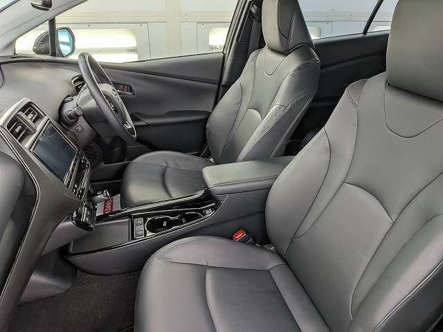 トヨタ プリウス １．８ Ａ ツーリングセレクション ブラックエディション Ｅ－ＦＯＵＲ ４ＷＤ R4年 (東北) 99