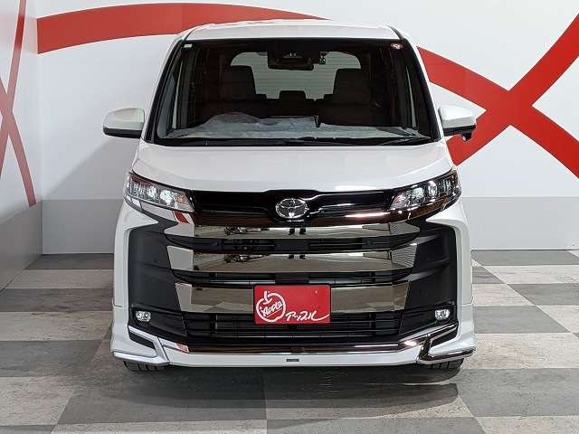 トヨタ ノア ２．０ Ｓ－Ｇ ４ＷＤ R5年 (東北) 99