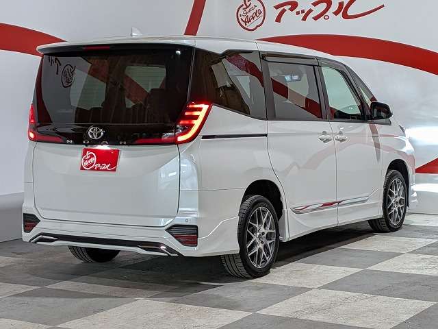 トヨタ ノア ２．０ Ｓ－Ｇ ４ＷＤ R5年 (東北) 99