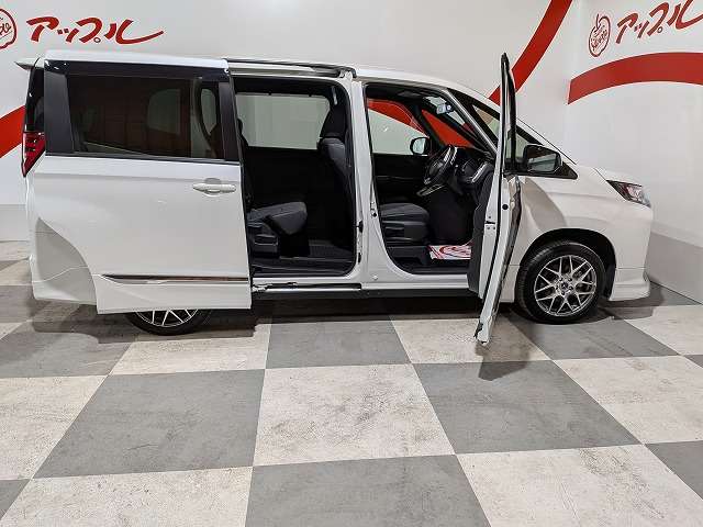 トヨタ ノア ２．０ Ｓ－Ｇ ４ＷＤ R5年 (東北) 99