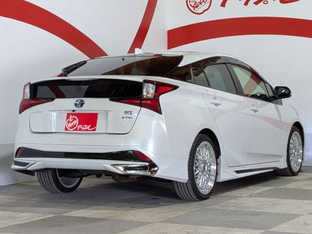 トヨタ プリウス １．８ Ｓ セーフティ プラスＩＩ Ｅ－ＦＯＵＲ ４ＷＤ R3年 (東北) 99