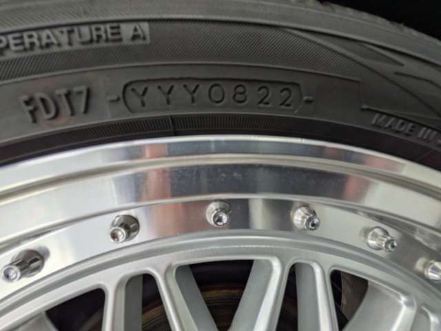 トヨタ プリウス １．８ Ｓ セーフティ プラスＩＩ Ｅ－ＦＯＵＲ ４ＷＤ R3年 (東北) 99