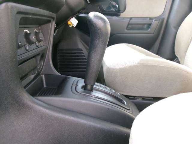 三菱 パジェロイオ ２．０ アクティブフィールドエディション ４ＷＤ H19年 (東北) 99