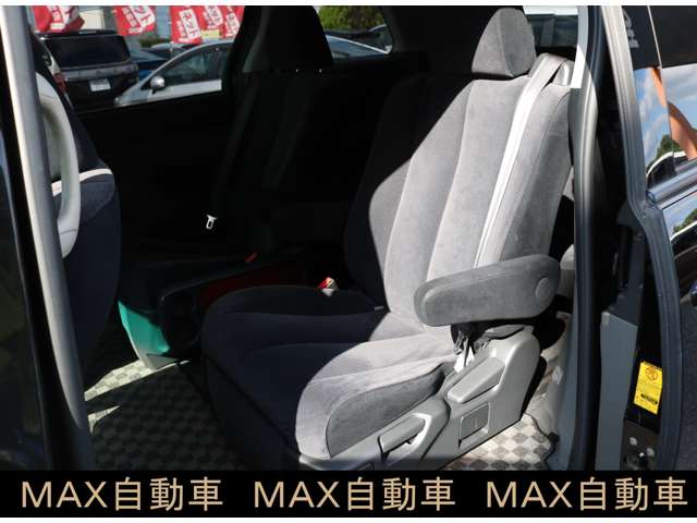トヨタ エスティマ ２．４ アエラス Ｇエディション H22年 (関東) 99