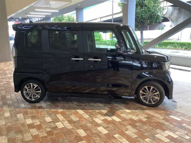 ホンダ Ｎ　ＢＯＸ カスタム ６６０ Ｌ R5年 (近畿) 99