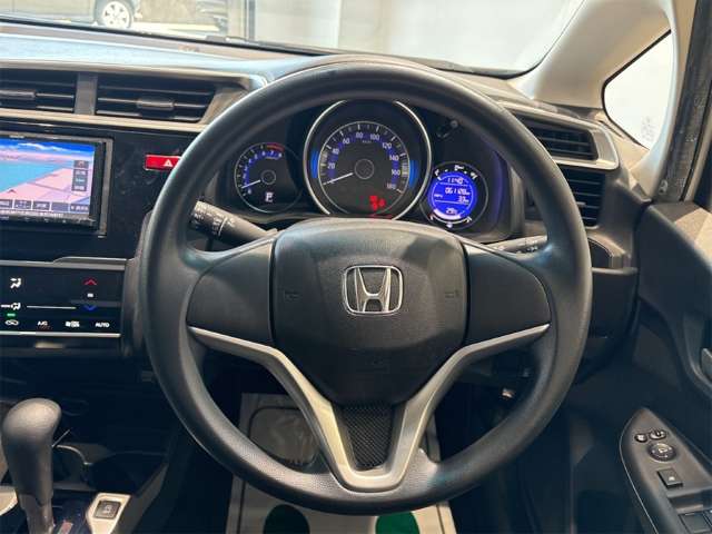 ホンダ フィット １．３ １３Ｇ Ｆ H29年 (近畿) 99