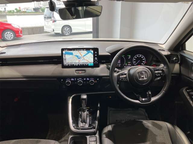 ホンダ ヴェゼル １．５ Ｅ：ＨＥＶ Ｚ R3年 (近畿) 99