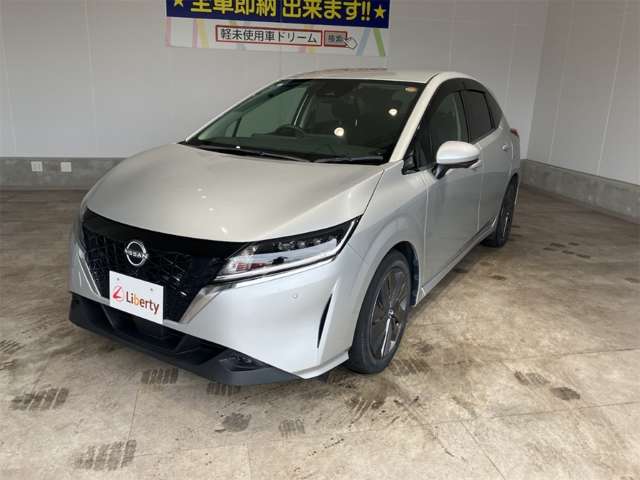 日産 ノート １．２ Ｘ R3年 (近畿) 99