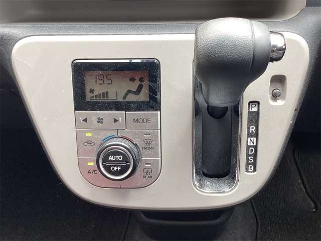 ダイハツ ブーン １．０ スタイル ホワイトリミテッド ＳＡＩＩＩ R2年 (近畿) 99